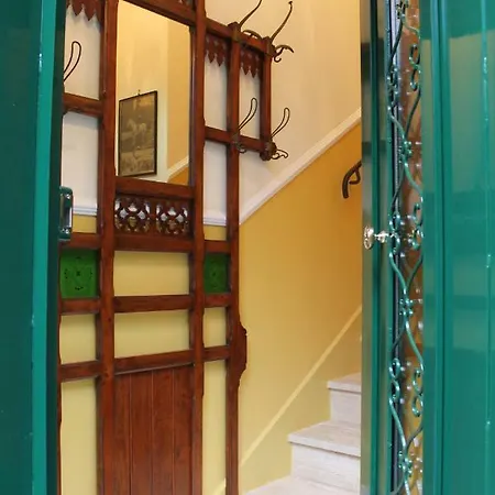 Iride ベッド・アンド・ブレックファスト 3*